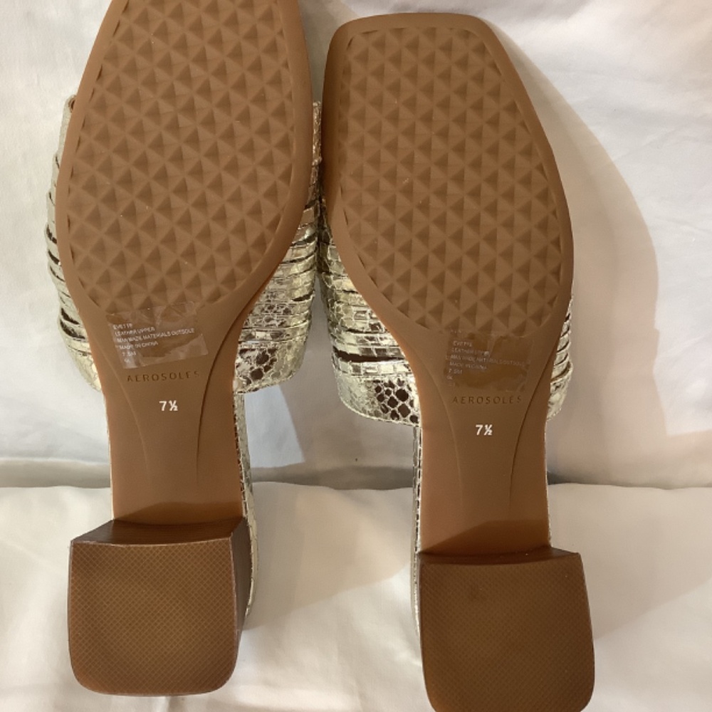 NWOT‎ Aerosoles Evette slide sandal shiny silver sz. 7.5 - Picture 7 of 8